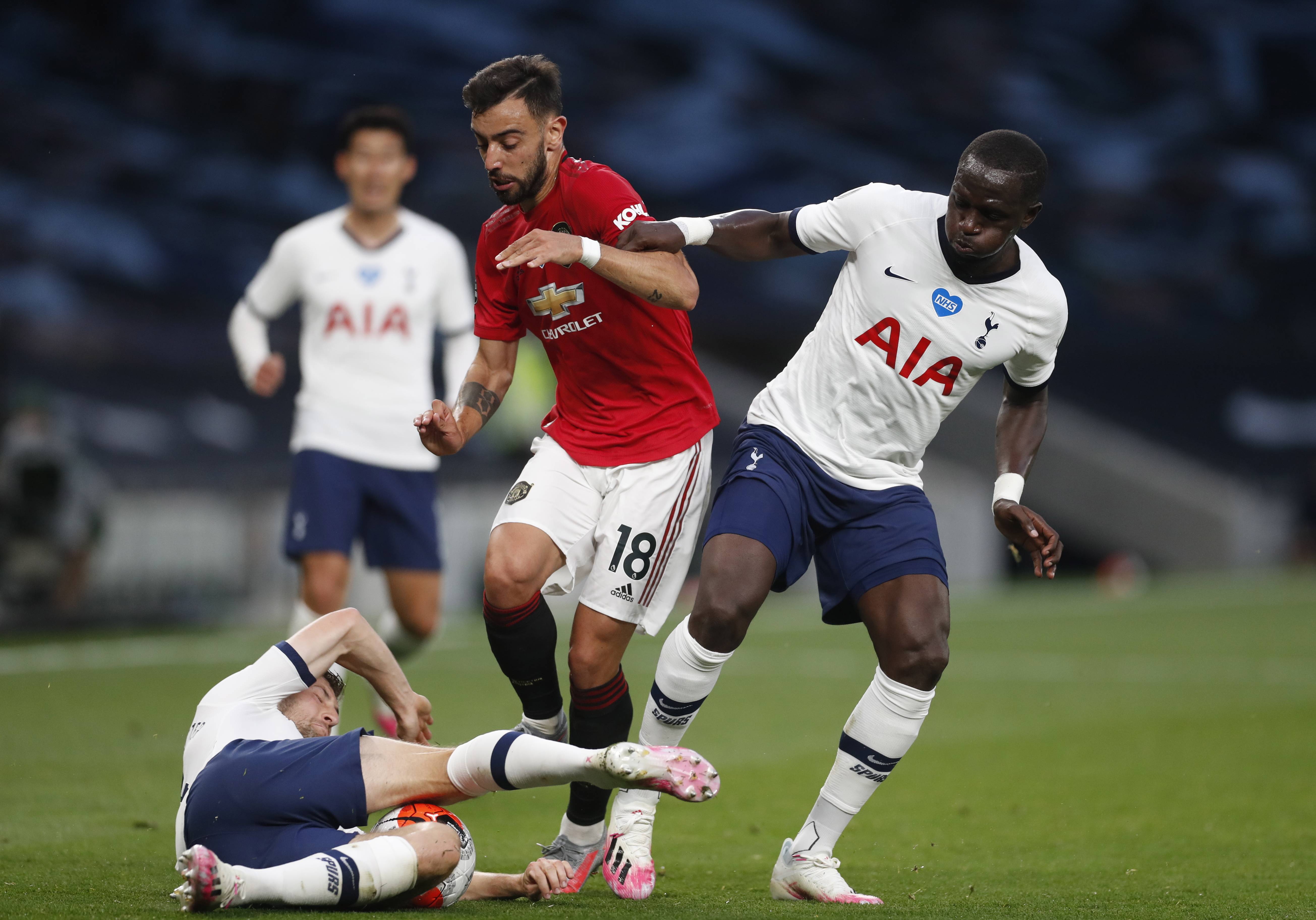 年在网坛绽 年在网坛绽